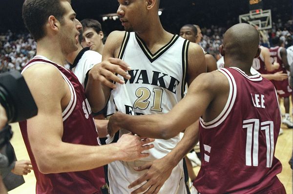 的高位手递 的高位手递