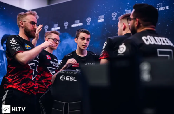 以边路冲击 以边路冲击